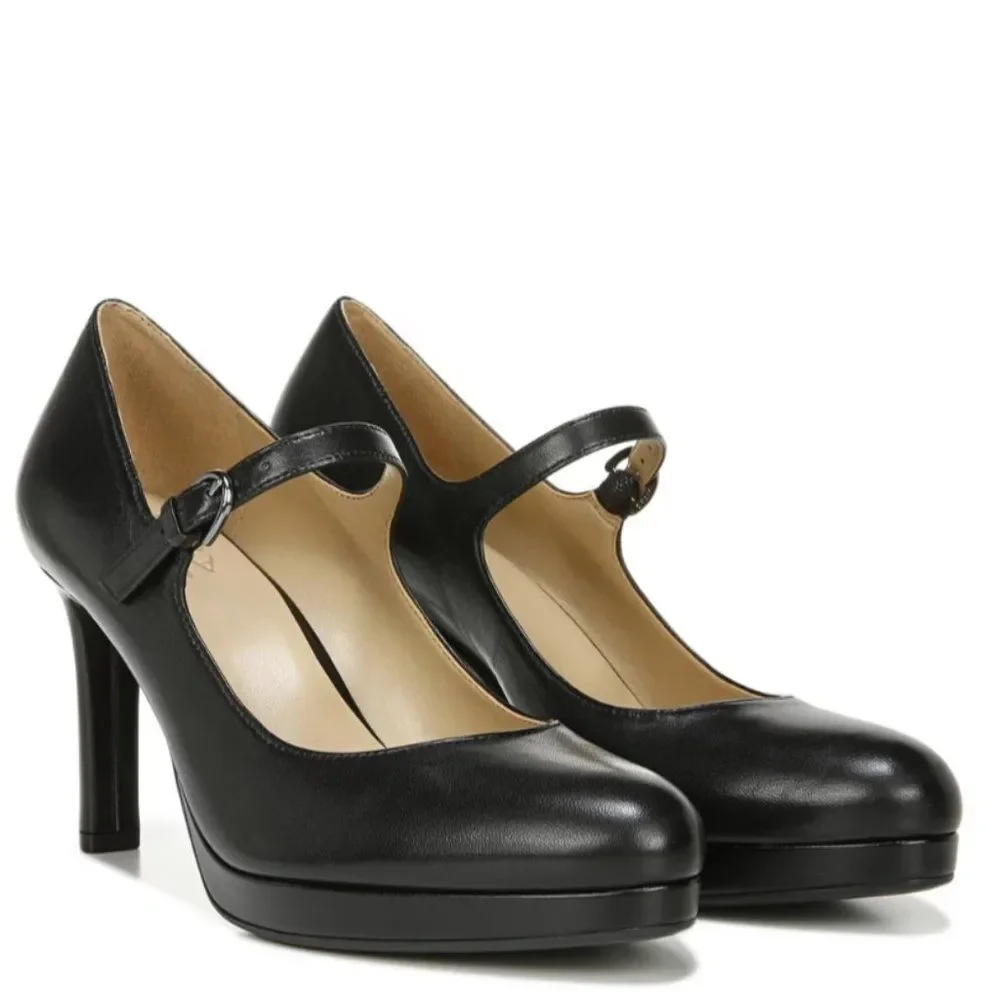 Naturalizer Women's Talissa Mary Jane Pump (WIDE)